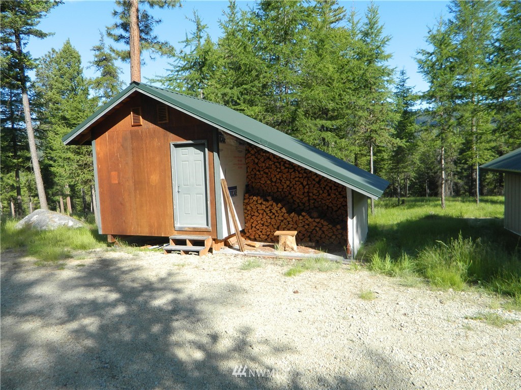 343 Summer Road Tonasket, WA 98855 - Photo 8 of 27 Gallery Image 8
