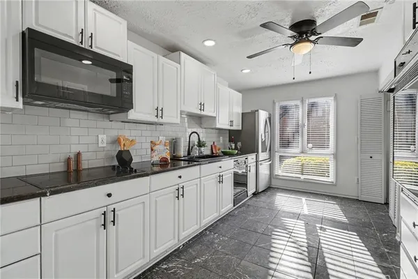 $324,000 | 3293 Clairmont N Northeast, Atlanta, GA 30329