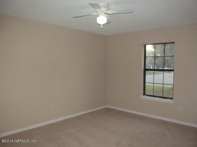 2233 Mareeba Road East Jacksonville, FL 32246 - Photo 11 of 18 2233 Mareeba Rd E (36)