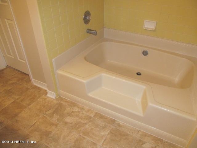 2233 Mareeba Road East Jacksonville, FL 32246 - Photo 14 of 18 2233 Mareeba Rd E (43)