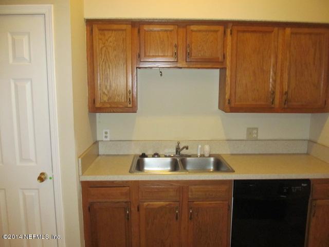 2233 Mareeba Road East Jacksonville, FL 32246 - Photo 6 of 18 2233 Mareeba Rd E (27)