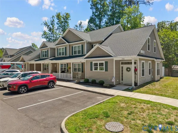 $250,000 | 216 Patriots Vlg Court, West Point, VA 23181