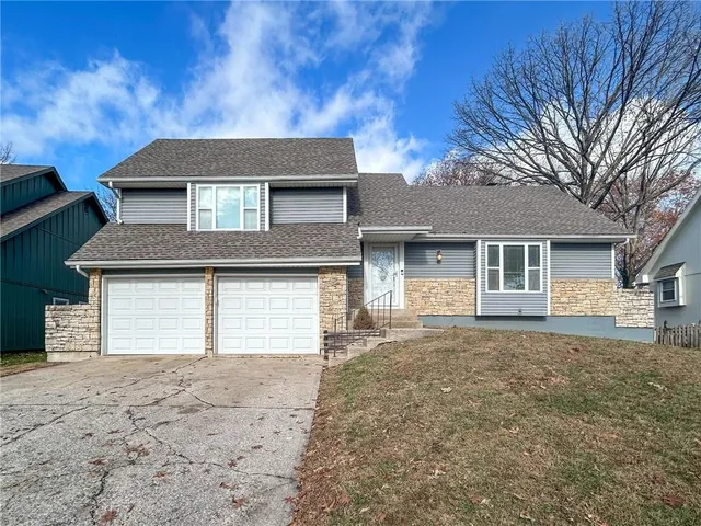 $338,000 | 732 Southwest Raintree Drive, Lee's Summit, MO 64082