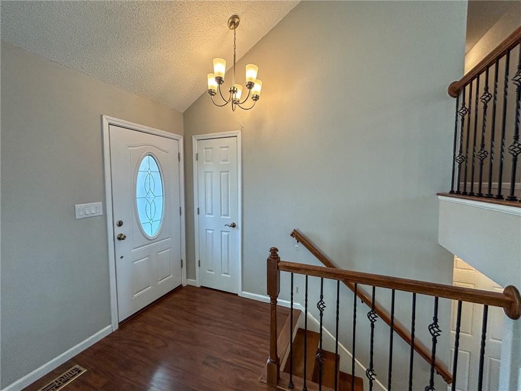 732 Southwest Raintree Drive Lee's Summit, MO 64082 - Photo 2 of 28