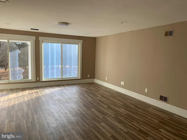 $5,800 | 204 Donmore Drive, Great Falls, VA 22066