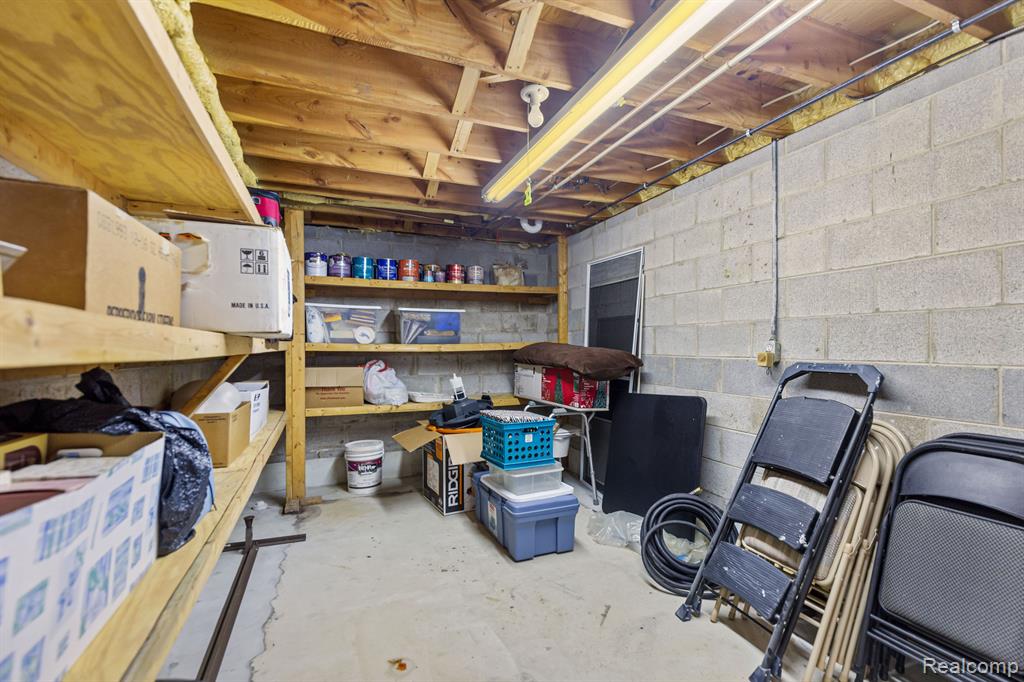 8855 Messmore Road Utica, MI 48317 - Photo 42 of 50