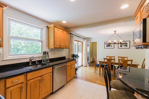 106 Selwyn Road Newton, MA 02461 - Photo 5 of 20 Gallery Image 5