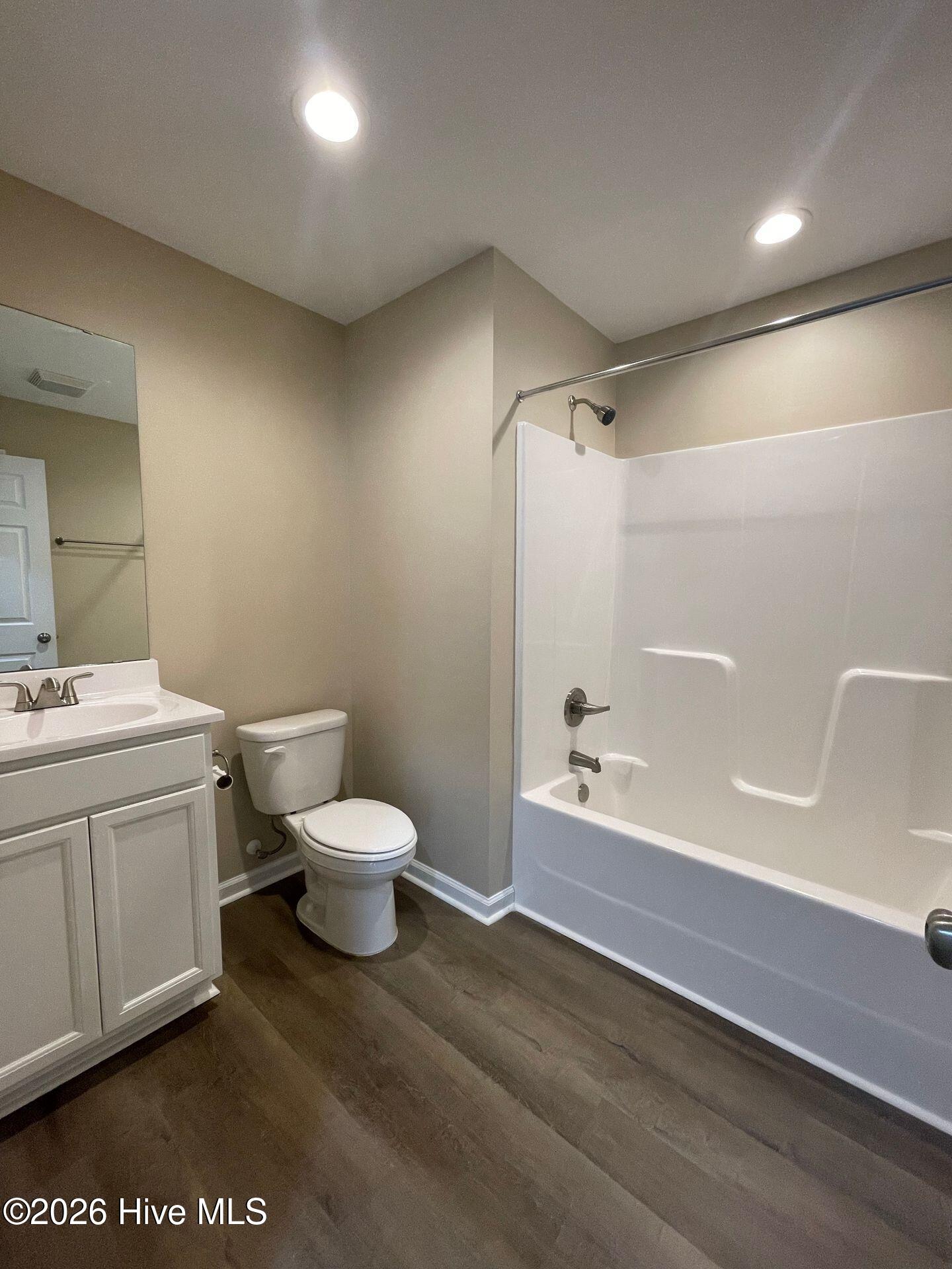 201 Fire Tower Road, Unit 2 Richlands, NC 28574 - Photo 7 of 7 bathroom