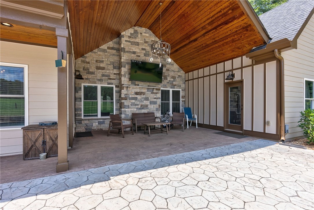 151 Geiger Road Jefferson, GA 30549 - Photo 9 of 63