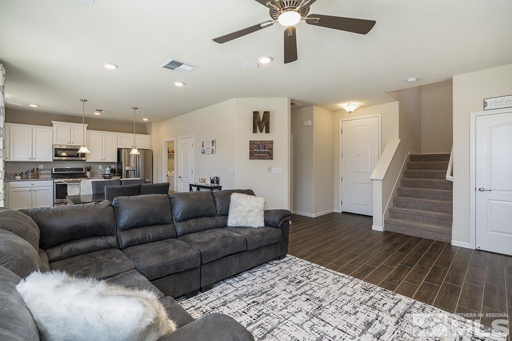 2022 Harmony Valley Drive Reno, NV 89521 - Photo 5 of 26 Photo 5