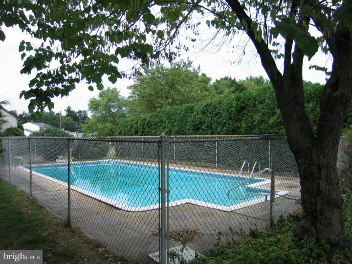 681 Yardville Hamilton Square Road Hamilton, NJ 08691 - Photo 11 of 12 Pool