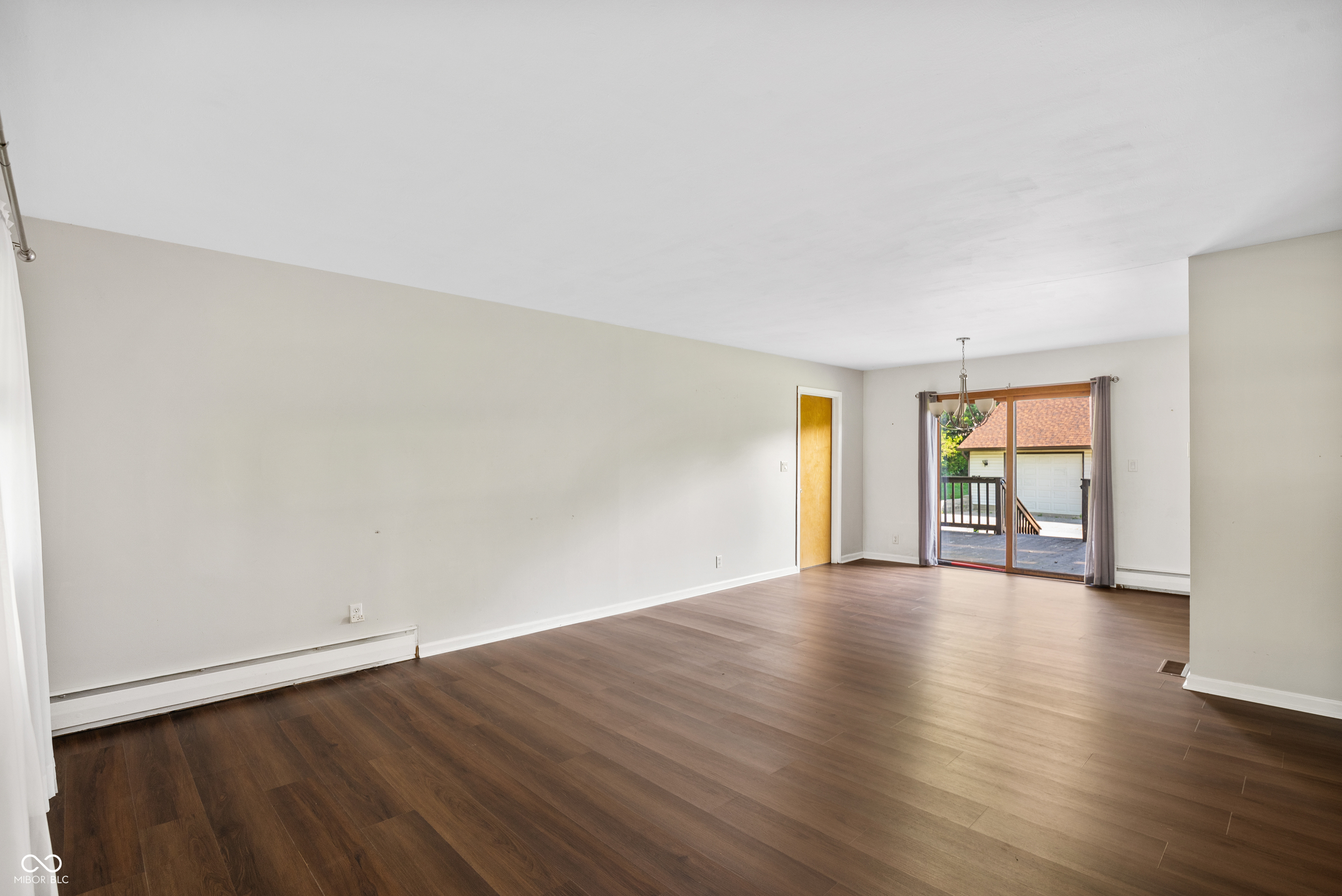 7351 Mendenhall Road Indianapolis, IN 46113 - Photo 4 of 15