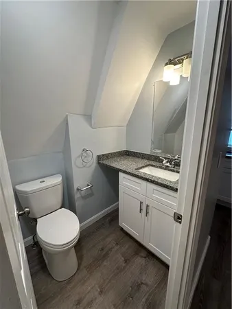 $1,600 | 158 Roger Williams Avenue, Unit 2, East Providence, RI 02916