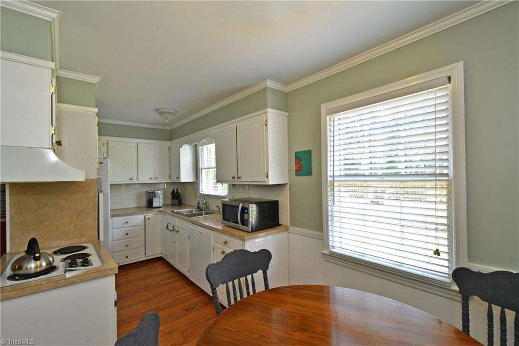 3221 Polo Road Winston-Salem, NC 27106 - Photo 6 of 19 Gallery Image 6