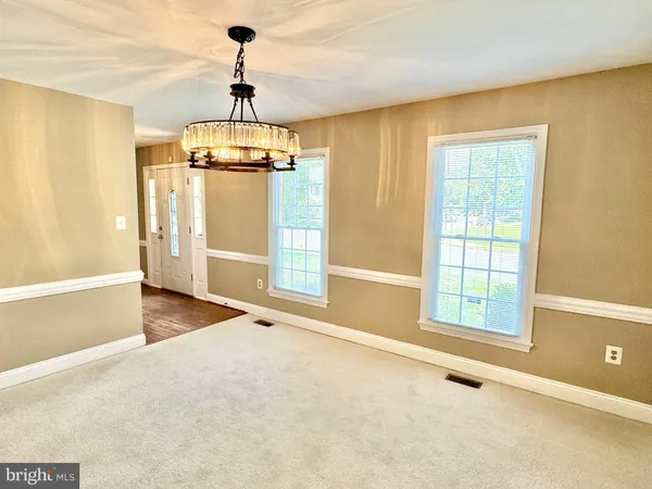 $3,600 | 15407 Skyline Drive, Dumfries, VA 22025