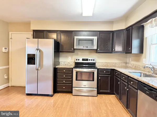 $3,600 | 15407 Skyline Drive, Dumfries, VA 22025