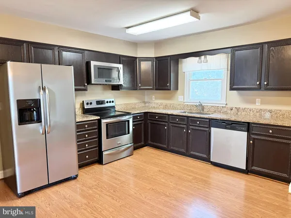 $3,600 | 15407 Skyline Drive, Dumfries, VA 22025