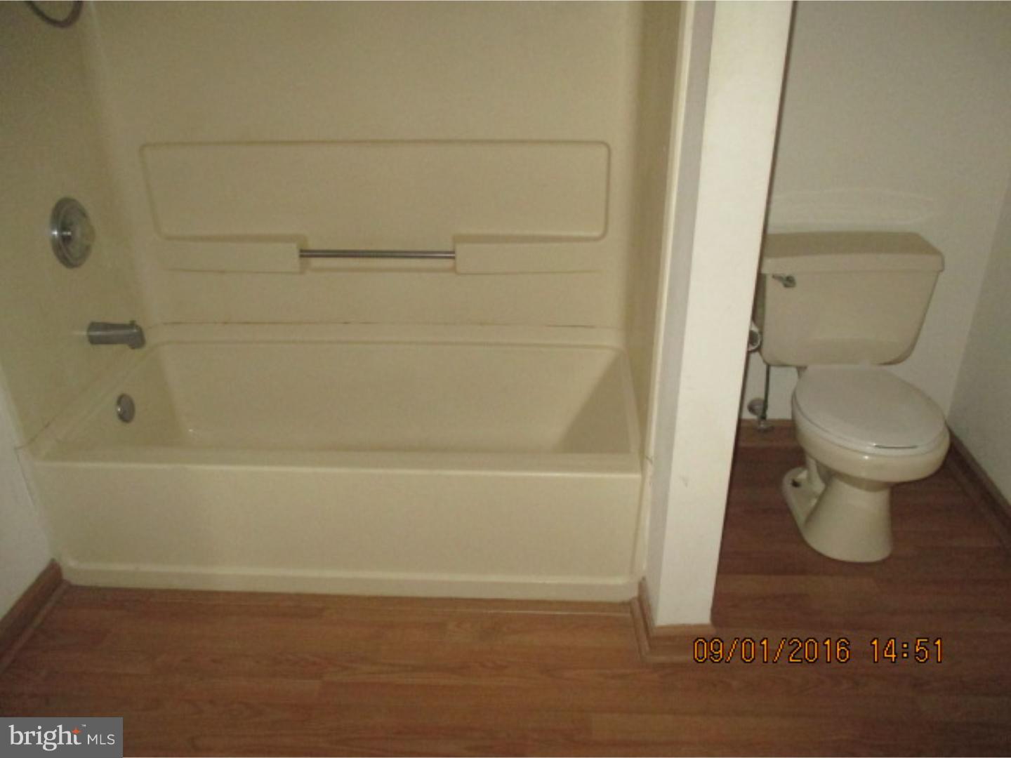 708 Rutland Court Sewell, NJ 08080 - Photo 10 of 13