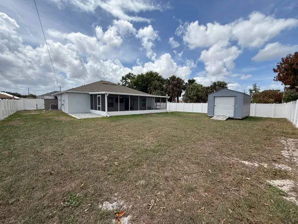$2,800 | 949 Southwest Fisherman Avenue, Port St. Lucie, FL 34953