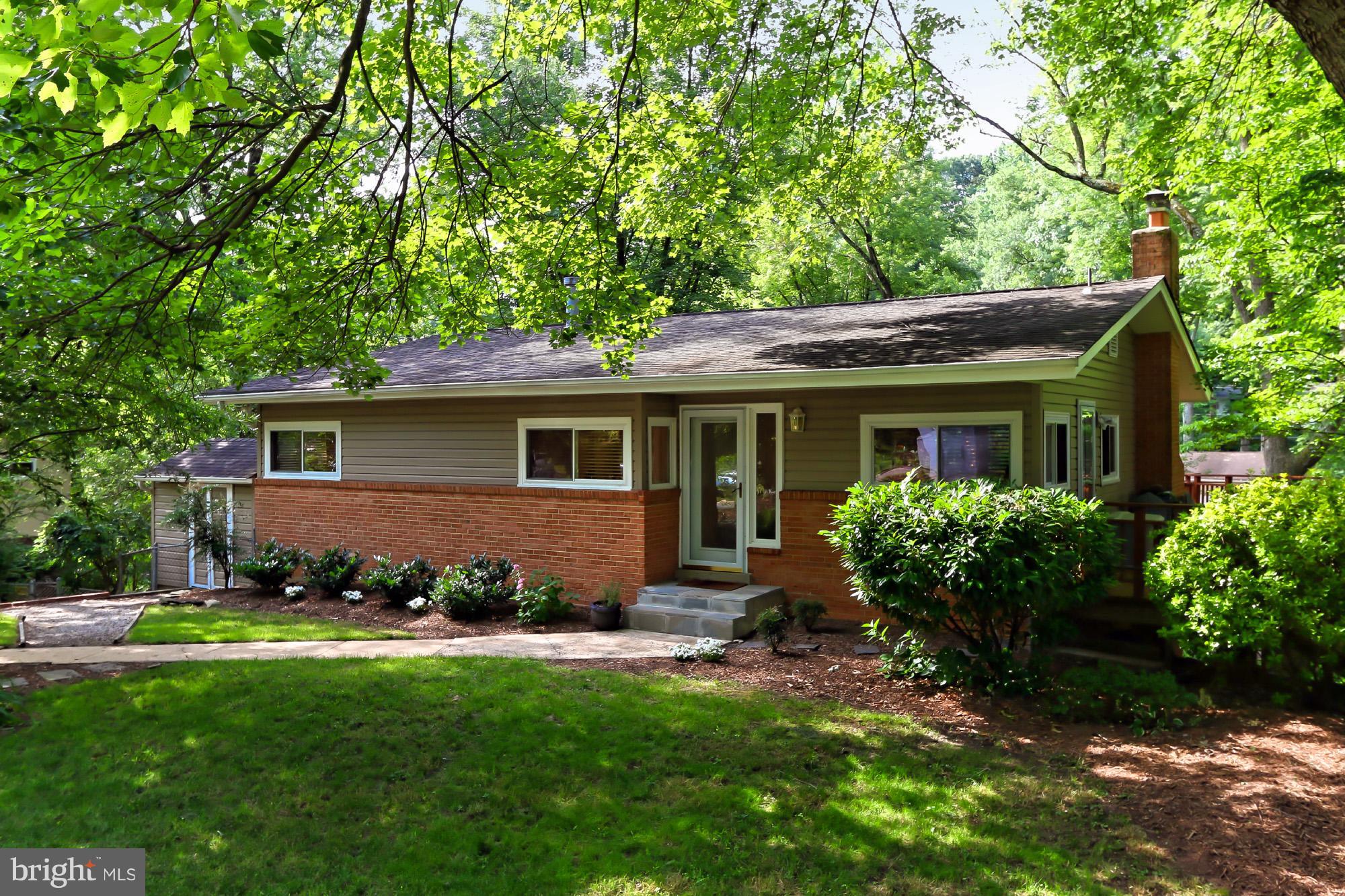6337 Camilla Street Springfield, VA 22152 - Photo 2 of 30 Exterior (Front)