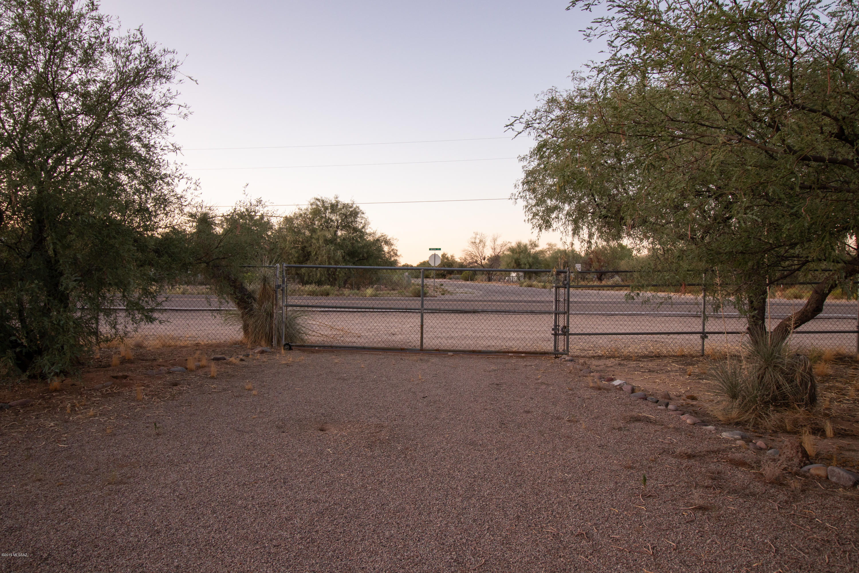 3950 East Wilds Road Tucson, AZ 85739 - Photo 5 of 15