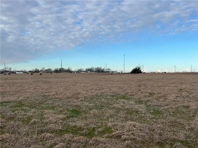 $320,000 | 1476 North 13th Street, Blackwell, OK 74631