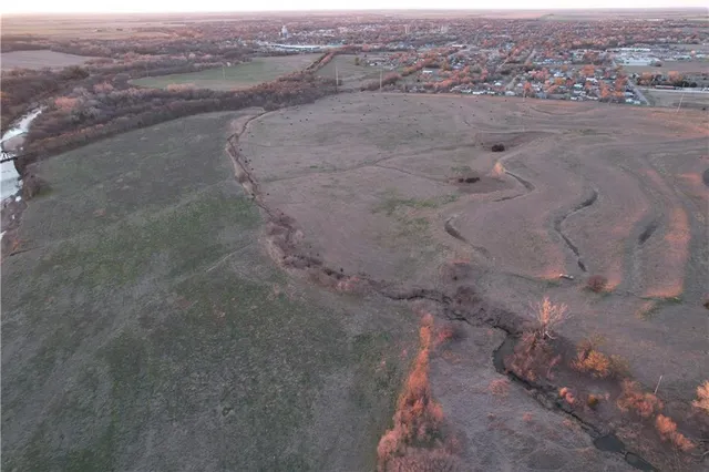 $320,000 | 1476 North 13th Street, Blackwell, OK 74631