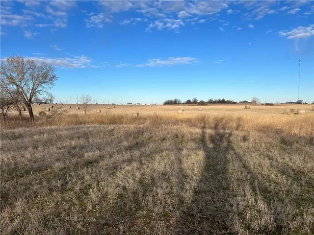 $320,000 | 1476 North 13th Street, Blackwell, OK 74631