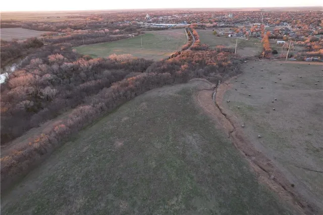 $320,000 | 1476 North 13th Street, Blackwell, OK 74631