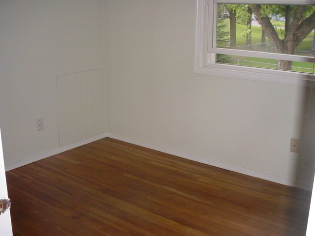705 South Rambler Road Muncie, IN 47304 - Photo 8 of 12