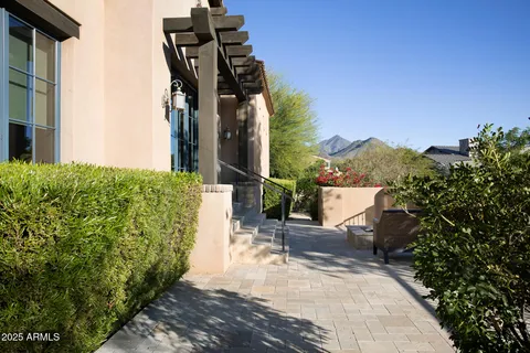 $4,995,700 | 19481 North 98th Place, Scottsdale, AZ 85255