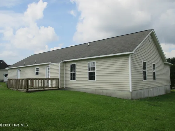 $1,400 | 204 Slate Court, Jacksonville, NC 28546