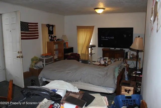 $210,000 | 105 College Avenue, Factoryville, PA 18419