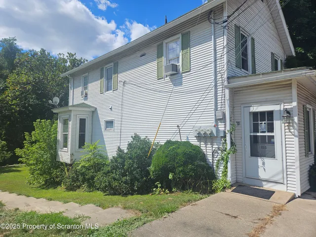 $210,000 | 105 College Avenue, Factoryville, PA 18419