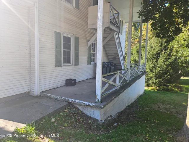 $210,000 | 105 College Avenue, Factoryville, PA 18419