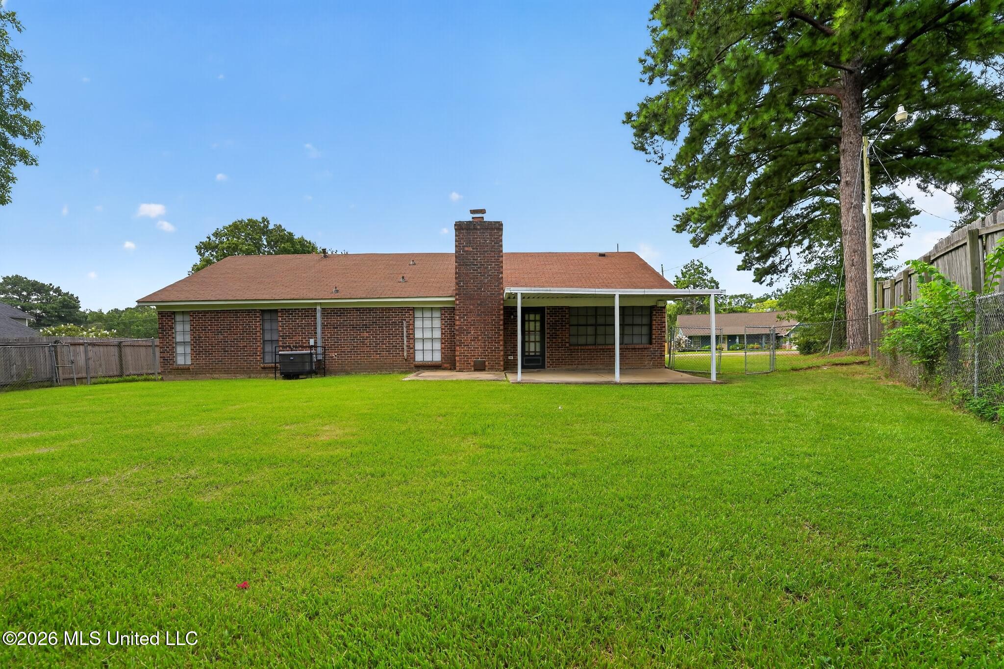 334 East Timber Ridge Court Ridgeland, MS 39157 - Photo 22 of 22 04_334_E_Timber_Ridge_Ct-Exterior-9924