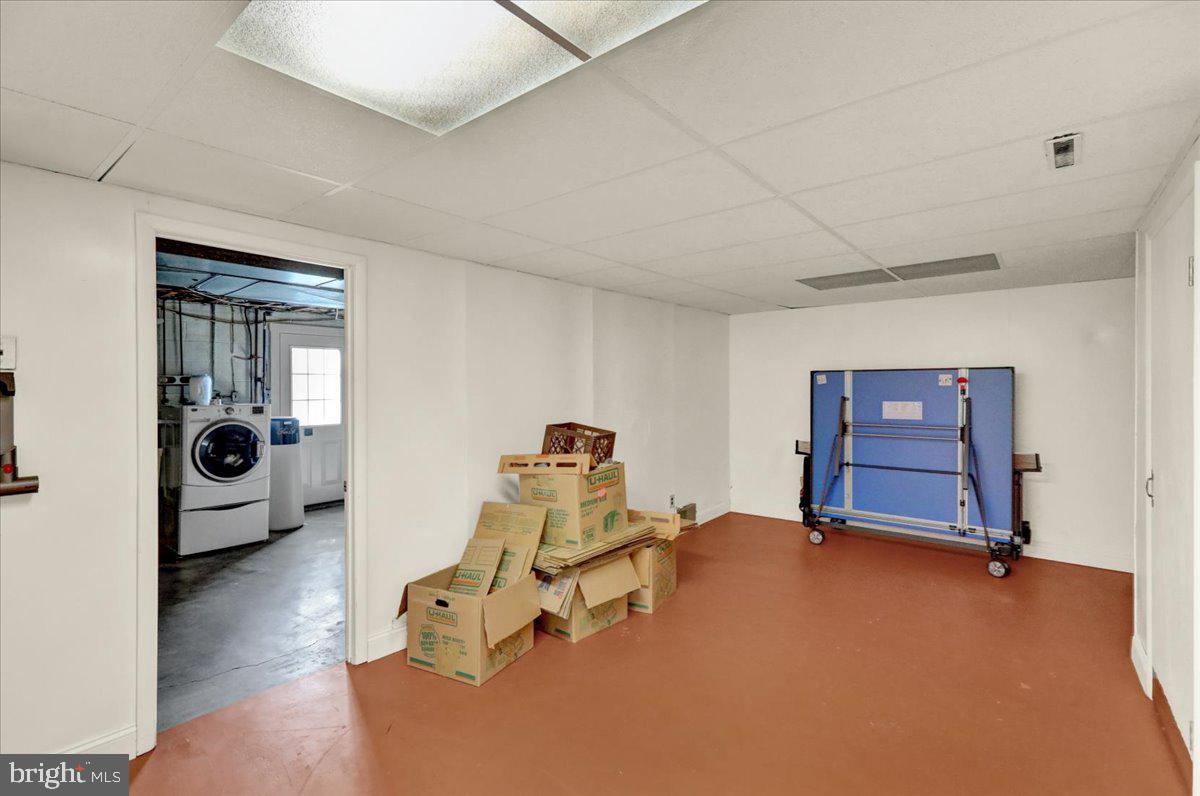 2701 Dalin Drive Reading, PA 19609 - Photo 5 of 34