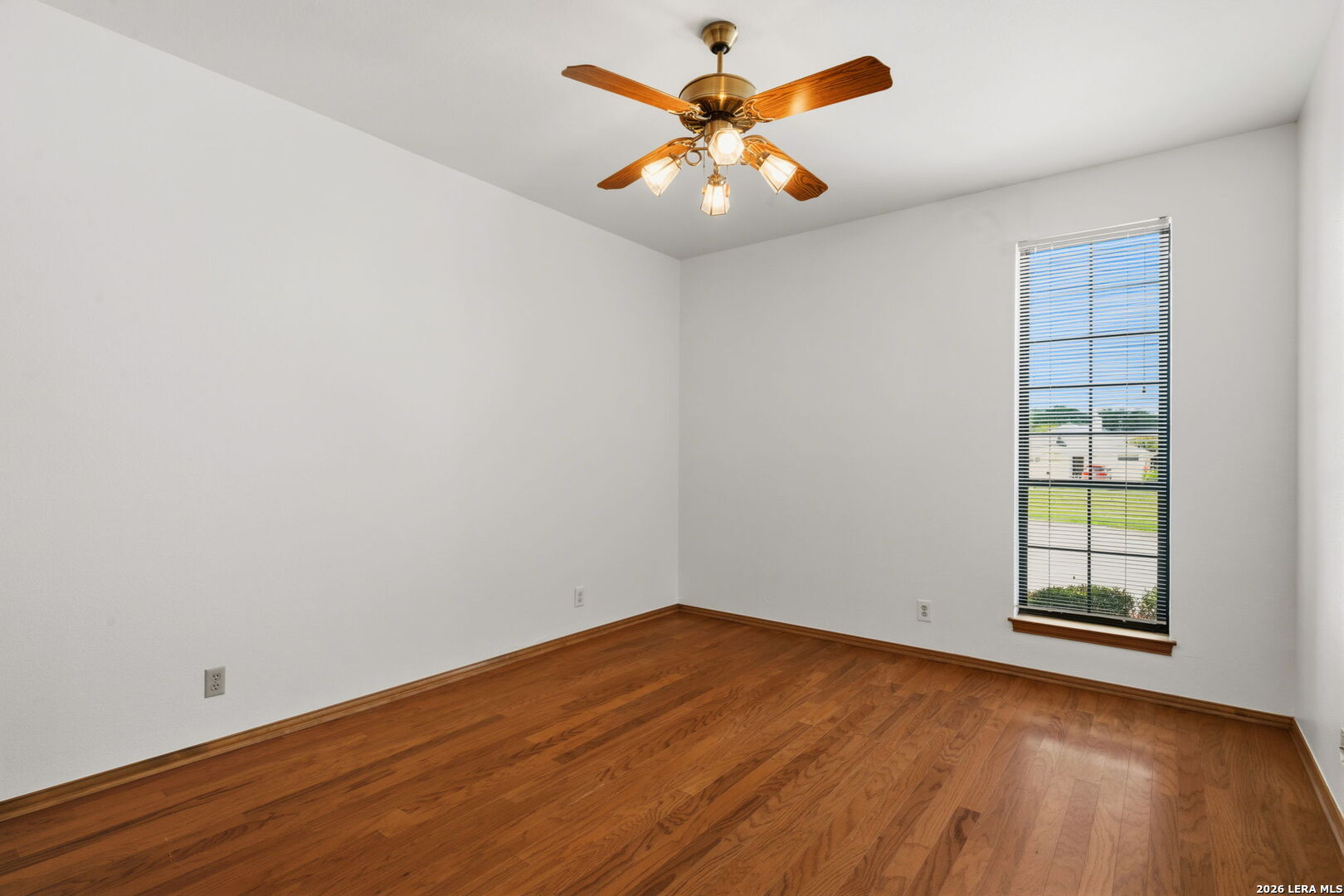 5918 Brook Falls Windcrest, TX 78239 - Photo 16 of 34