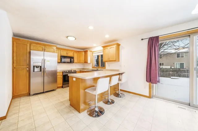 $315,000 | 814 Lang Way, Kimberly, WI 54136