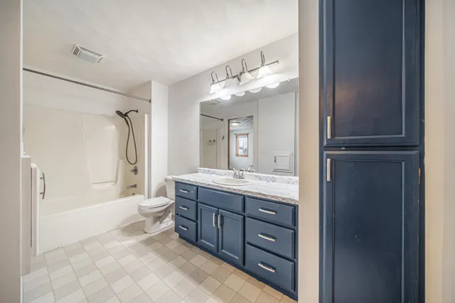 $315,000 | 814 Lang Way, Kimberly, WI 54136