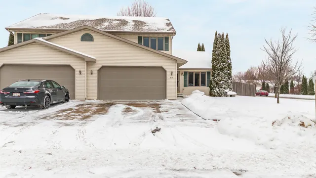 $315,000 | 814 Lang Way, Kimberly, WI 54136