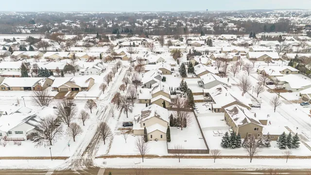 $315,000 | 814 Lang Way, Kimberly, WI 54136