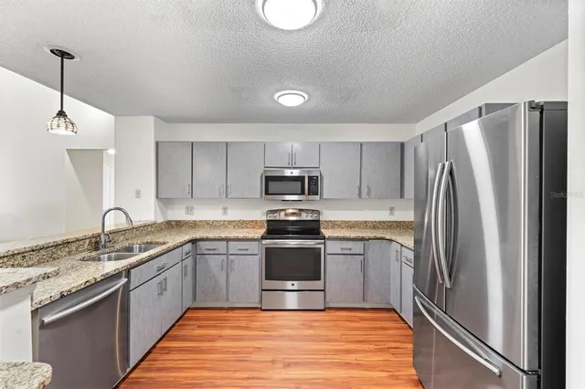 $498,000 | 15013 Redcliff Drive, Tampa, FL 33625