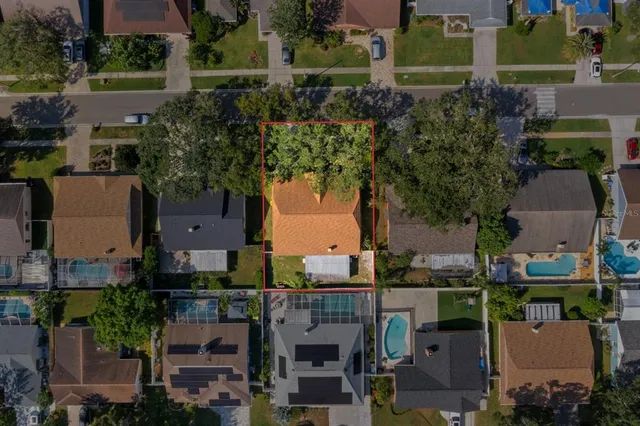 $498,000 | 15013 Redcliff Drive, Tampa, FL 33625