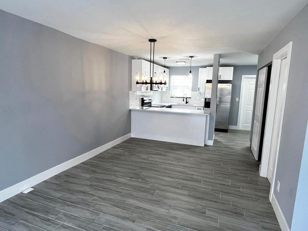 4002 Inlet Circle Greenacres, FL 33463 - Photo 5 of 12 WhatsApp Image 2022-07-05 at 7.21.19 PM