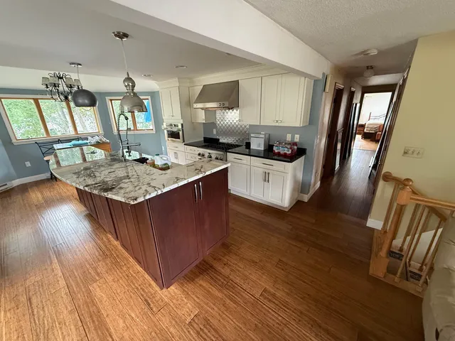 $468,000 | 34 Shore Drive, Salem, NH 03079