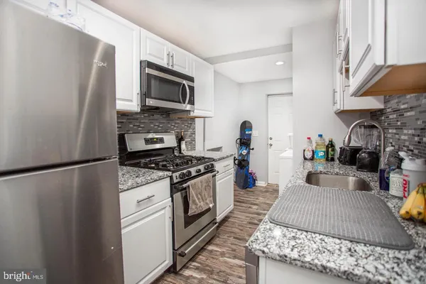 $1,595 | 217 West Lancaster Avenue, Unit 1B, Downingtown, PA 19335