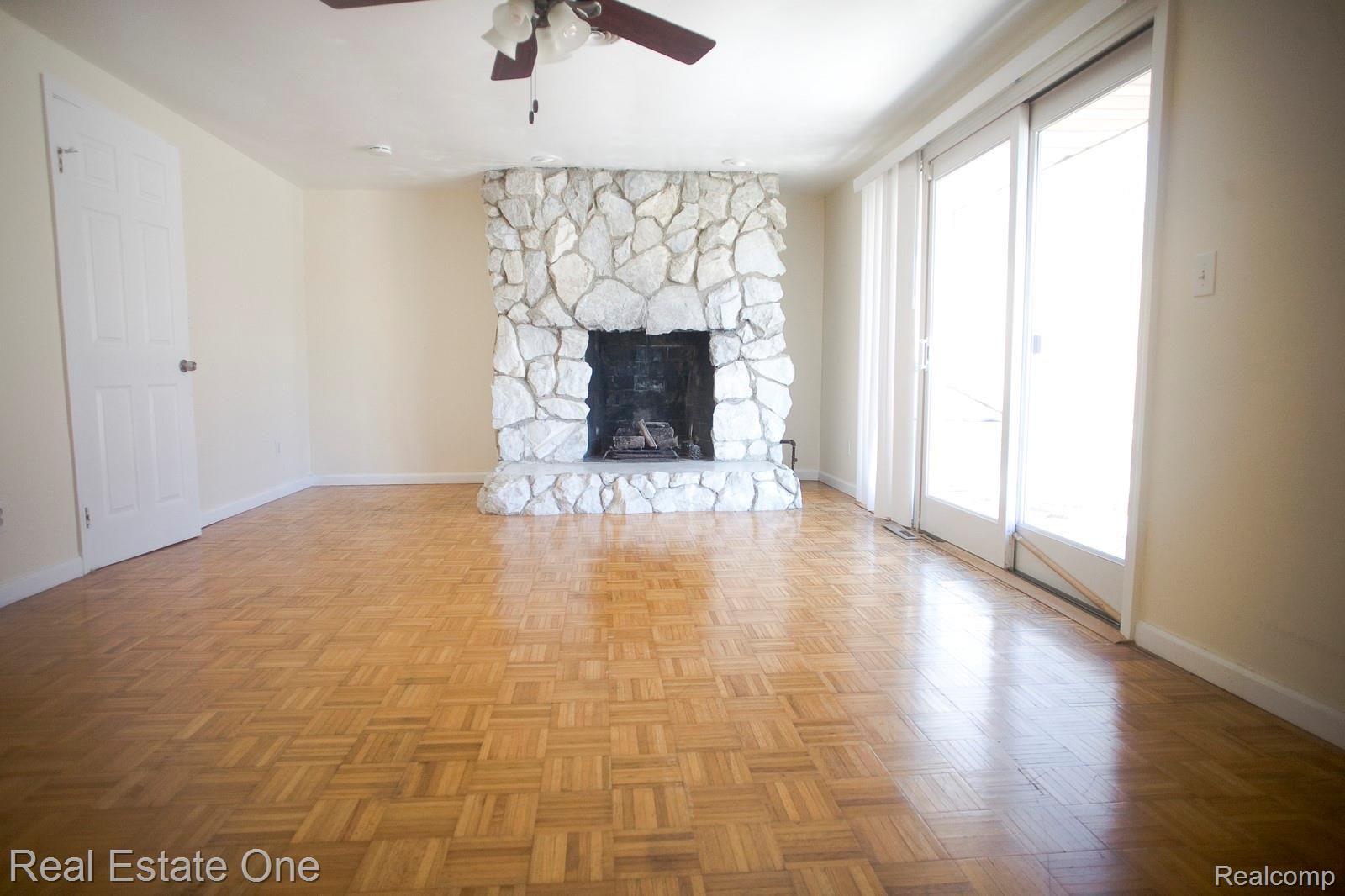42560 Willis Road Belleville, MI 48111 - Photo 19 of 70 MASTER BEDROOM FIREPLACE