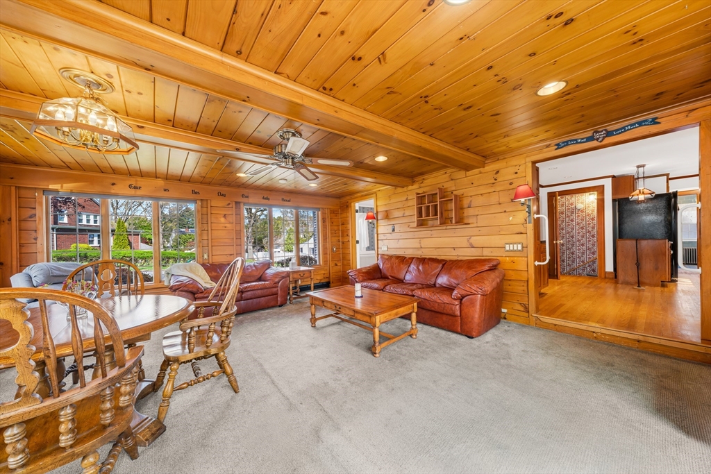 293 Florence Road Waltham, MA 02453 - Photo 5 of 41