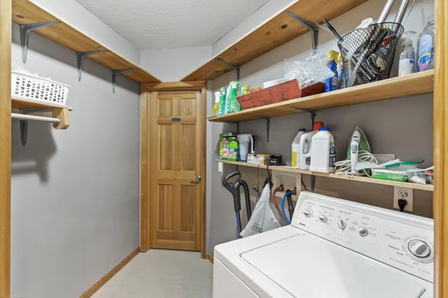 $690,000 | 22165 Harlow Avenue, Jordan, MN 55352